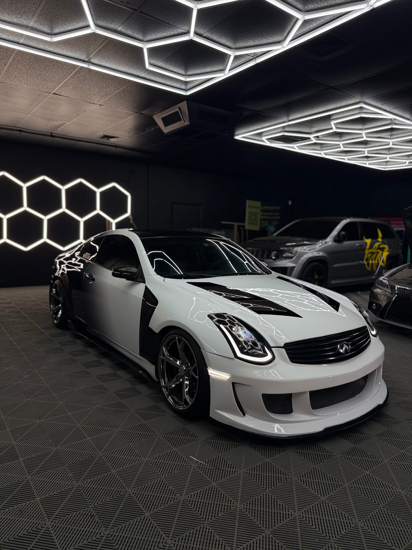 Simplewrapz — Premium Vinyl Wraps & Auto Customization | Phoenix AZ